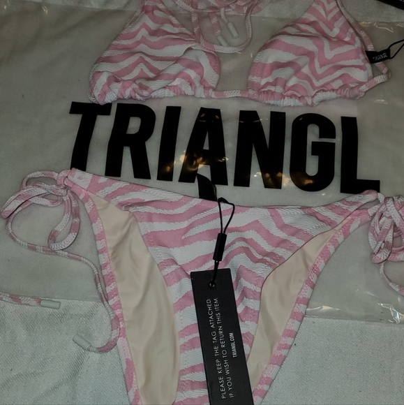 Triangl - Picture 2 of 2